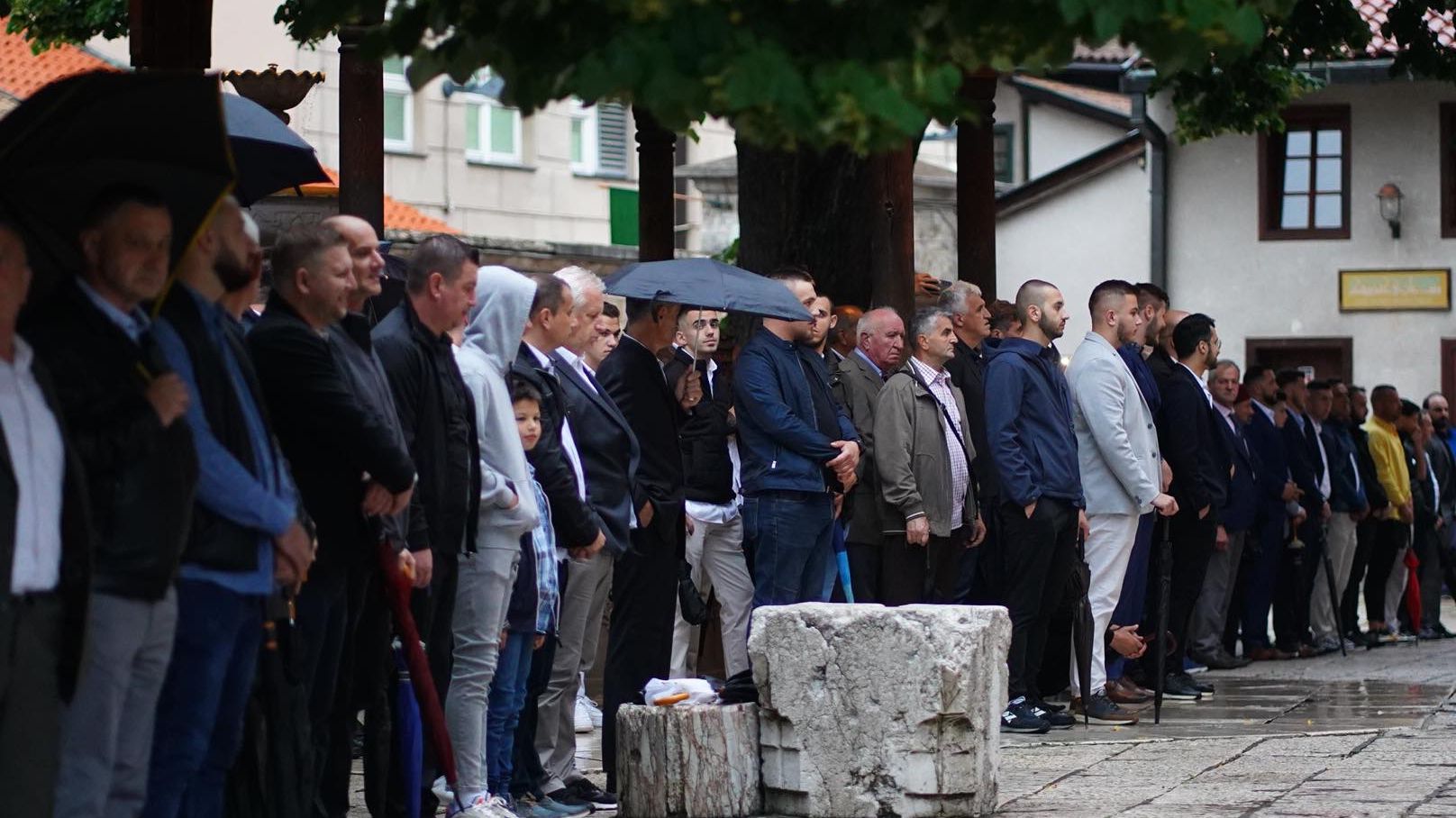 Muslimani Danas Obilje Avaju Najradosniji Vjerski Blagdan Kurban