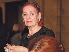 LEPA LUKIĆ ZAVRŠILA U BOLNICI – Pjevačica u jako lošem stanju, primila je infuziju: “Nisam dobro…!”