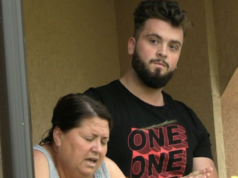Novinari iz Srbije otišli na kućni prag Sadika Hasanovića, njegova majka poručila: Ja svoje dijete nisam učila takvim pjesmama