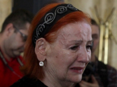 “BIVŠI MUŽ ME ODVEO U ŠUMU DA UBIJE I MENE I SEBE” Potresna ispovijest Lepe Lukić: “Ščepao me je za vrat i uvukao u kola”