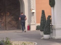 NAPUSTIO “ZADRUGU” ZBOG PORODIČNE TRAGEDIJE: Poznat datum povratka jednog od favorita rijalitija