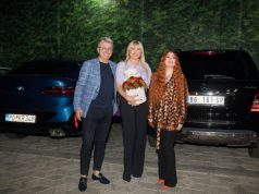 Svi pričaju o stajlingu kćerke Saše Popovića: Rijetko se pojavljuje u javnosti, a na Tasin rođendan stigla sva u šarenim detaljima