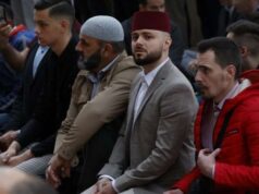KRAJ POSTA I MJESECA RAMAZANA: Muslimani danas obilježavaju Ramazanski bajram