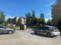 Detalji nesreće na Dobrinji: Vozač prvo udario muškarca, a zatim naletio na dijete