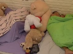 OVO SE JOŠ NIJE DESILO U ZADRUZI 5! Dva para se prepustila vrelim strastima, a dijeli ih samo plišani medvjed, naravno u tome učestvuje Dalila! VIDEO