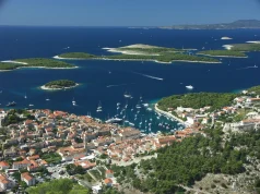 LJETOVANJA NA MEDITERANU SE BLIŽE KRAJU Hrvatska prva na udaru, dramatično upozorenje Britanaca: Već je krenulo