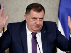 PONOVO RASPIRUJE MRŽNJU I TRAŽI ‘MIRNI RAZLAZ’: DA LI SE DODIKU BLIŽI KRAJ?