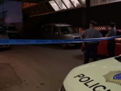 U kopirnici smrti u Zenici muškarac u.io ženu pa presudio sebi, policija blokirala cijelu ulicu (Foto)