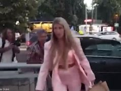 10 SEKUNDI SLIKE I PRILIKE DALILE DRAGOJEVIĆ Stigla u zgradu Pinka, umislila da je Holivud, a otac je najbolje opisao: “Ti si naša bruka”