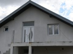 Užas: Muž došao iz Njemačke, pa sjekirom ubio ženu, a onda i sebi presudio