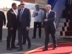 (VIDEO) PRVO PUTOVANJE VAN GRANICA BIVŠEG SSSR-A OD POČETKA INVAZIJE/ Šta se dešava sa Putinom? Šepao na crvenom tepihu, mlitava ruka mu visila niz tijelo…