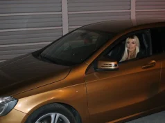 OŠTEĆENA ‘MEČKA’ Dalili Dragojević pokušali da unište skupocjeni automobil, odmah se obratila dušmanima! (FOTO)