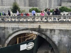 POLICIJA POTVRDILA/ Drama u Dubrovniku: Potuklo se više ljudi, jedna osoba pala sa zida