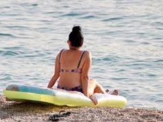 NIJE SVUGDJE NENORMALNO SKUPO/ ‘Čudo’ na plaži u Hrvatskoj: Uživate u pogledu i pijete kafu za samo 2 KM, parking besplatan…