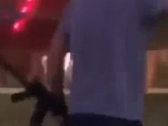 Video / Mladić šetao centrom grada sa puškom u rukama