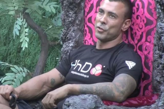 Uroš Ćertić izveden iz rijalitija: Nakon sukoba sa Lepim Mićom uslijedio šok!