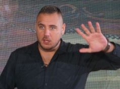 KAPETAN POTONULOG BRODA? Nakon skandala u stanu sa Deniz Dejm, Car prelomio – Ona je njegova mirna luka?!