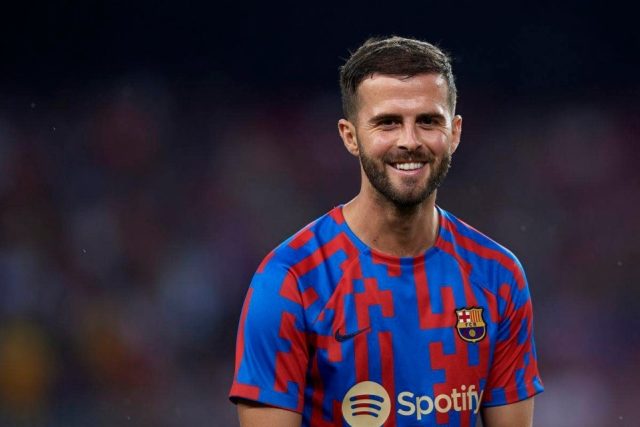 Barcelona zbog Miralema Pjanića duguje ogroman novac Juventusu