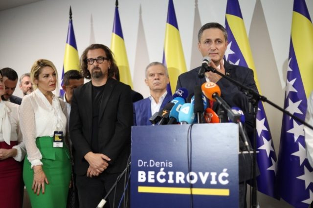 Bećirović poručio političarima: Možemo slaviti tek kada većina bude slavila što im je život bolji!