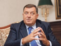 „Ako se ne odazove, NOVA POTJERNICA zbog korupcije“ Tužilaštvo BiH pozvalo Dodika na ispitivanje zbog slučaja „vila na Dedinju“ Dodik poručio: Izborom Denisa Bećirovića lakše ćemo se odcjepiti, uraditi ono što moramo!