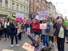 Širom BiH protesti podrške ženama, učesnice skandirale “Stom femicidu, ubice u zatvor”