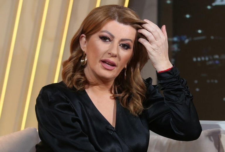 U javnosti se predstavlja kao divna i fina, ali ovaj muzičar otkriva kakva je Viki zaista