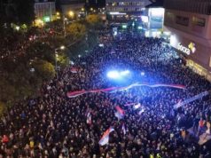 ‘Mile, lopove! Bando, odlazi!’: Haos u Banjaluci, hiljade ogorčenih građana zakrčile centar grada… (Video)