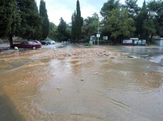 Poplave na sjeveru Albanije, oca i sina odnijela nabujala rijeka