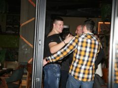 Slobu Radanovića cijelog iscijepali: Pjevač slavi što je postao otac!