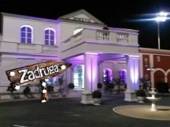 TRANSFER IZ “PAROVA” U “ZADRUGU”! Rijaliti zvijezda snimljena u zgradi Pinka – došla na potpisivanje ugovora?!