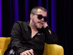 Popularni pjevač skinuo gaće na babinoj sahrani? Neviđeni skandal na groblju, okrenuo zadnjicu rođacima i sve ih izvrijeđao