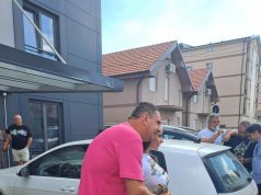 TAKI DOVEO DJEVOJKU TEODORU U KARANTIN: Svi su ostali bez teksta zbog onoga što su ugledali kada je otvorio gepek