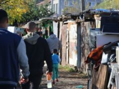 Prve slike požara: “Spavao je čvrsto, pa ga je ostavila u kući dok je kćerku odvela u školu”