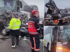 STRAVIČNE SLIKE IZ TURSKE Auta smrskana do neprepoznatljivosti, spasioci iznose tijela! Za sada 11 mrtvih i 57 povrijeđenih (VIDEO)