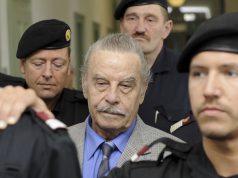 MUŠKARAC KOJI SA SVOJOM KĆERKOM IMA SEDMORO DJECE BOLUJE OD TEŠKE DEMENCIJE: NEKAD MISLI DA JE POP ZVIJEZDA