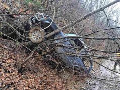 TEŠKA NESREĆA KOD DONJEG VAKUFA: POGINUO MUŠKARAC, VIŠE OSOBA POVRIJEĐENO