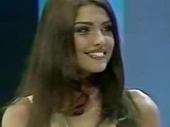 TIJANA JE BILA PRELJEPOTICA, A SAD SE TOLIKO TRANSFORMISALA DA JE NE BISTE NI PREPOZNALI: Mnogi kažu da je pretjerala