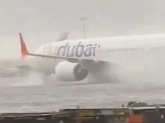 AVION “PLIVA” PO PISTI Nevjerovatni prizori iz Dubaija, obustavljeni brojni letovi: Potopljene ulice, vjetar nosi sve pred sobom (VIDEO)