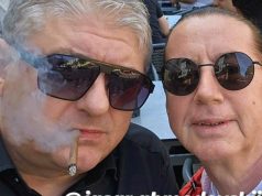 Toni Bijelić sa Jašarom Ahmedovskim i njegovim pjesmama poslao poruke Dragani Mirković