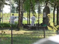 “TATA, DOĐI PO MENE, UMIREM!” Otac mladića ranjenog u pucnjavi u Malom Orašju opisao jezive scene masakra: Djeca su ležala u krvi (FOTO)