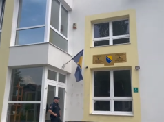 (VIDEO) Novi detalji ranjavanja u sarajevskoj školi: Napadnuti dječak operisan, povrijeđen i drugi učenik koji je pokušao da zaustavi napadača