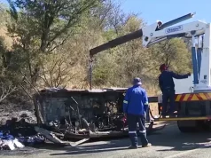 Minibus s učenicima udario u kamion, poginulo najmanje 12 djece i vozač