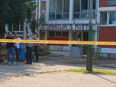 Detalji zločina u Gimnaziji u Sanskom Mostu: Domar iz automatske puške ubio direktora, profesoricu i sekretaricu