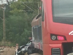 Strašan sudar voza i automobila, dvoje djece poginulo