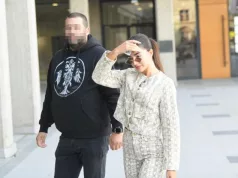 ANĐELA ĐURIČIĆ NAPUSTILA “ELITU”! U pratnji obezbjeđenja uhvaćena u centru Beograda, a evo gdje se uputila! (FOTO)