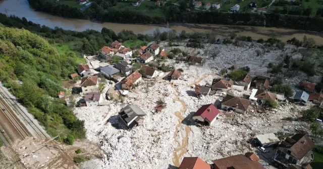 donja-jablanica-iz-zraka-poplave 3