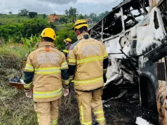 Strašna tragedija: Sudarili se autobus, kamion i automobil. Poginulo je 30 ljudi