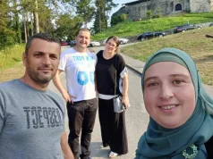 Skrhani bolom prijatelji i kumovi se opraštaju od preminulog Anela