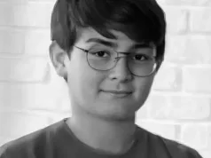 Ovo je dječak (13) koji je poginuo u padu aviona: U kobnom trenutku bio bez pratnje, drugari se opraštaju od njega