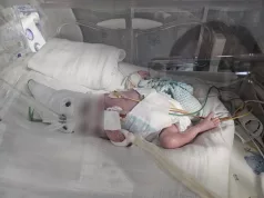 Prijevremeno rođena beba kašljala je krv, svaki minut bio je kritičan, a onda su na Institutu za majku i dijete izveli ČUDO!